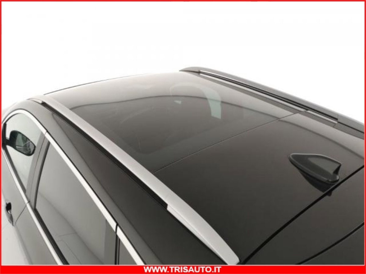 Nissan Qashqai 1.5 dCi 115 CV DCT Tekna (9)