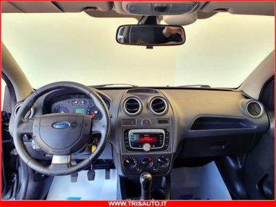 Ford Fiesta 1.2 16V 3p. (12)