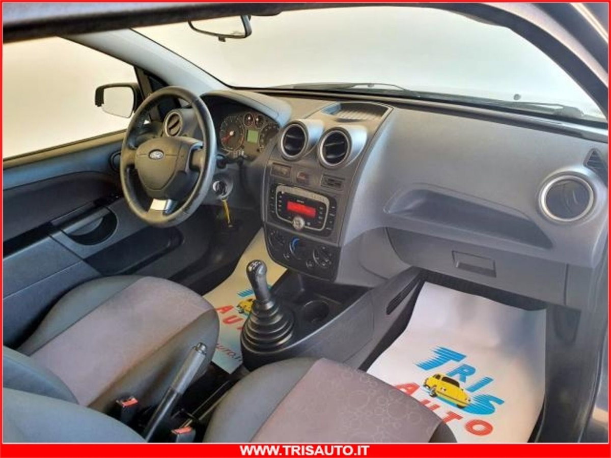 Ford Fiesta 1.2 16V 3p. (6)