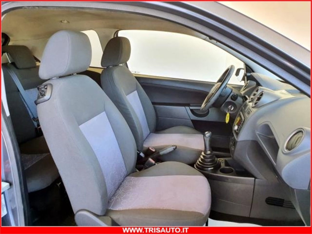 Ford Fiesta 1.2 16V 3p. (7)