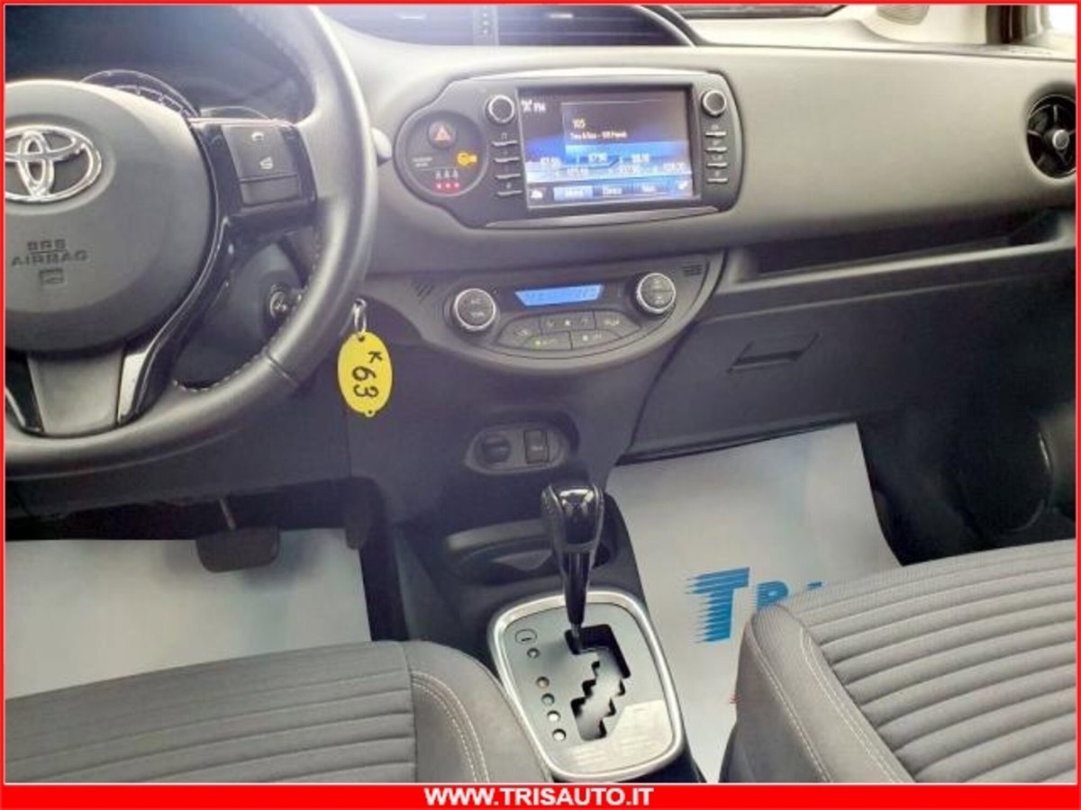 Toyota Yaris 1.0 5 porte Active (20)
