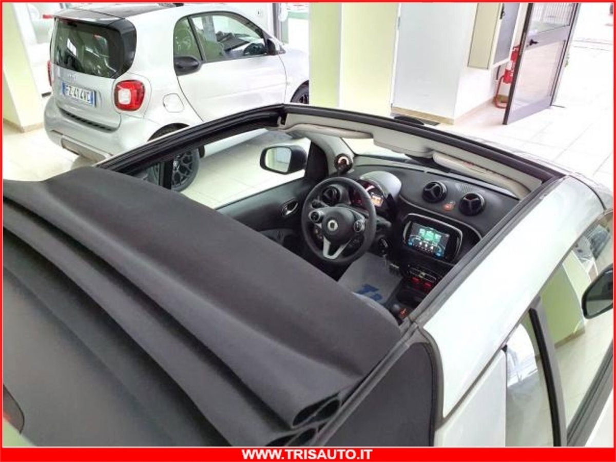 smart Fortwo Cabrio 90 0.9T twinamic cabrio Urbanrunner Passion (11)