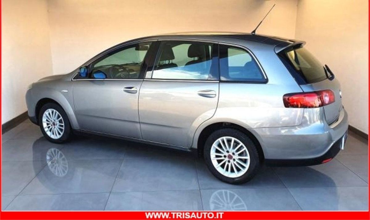 Fiat Croma 1.9 Multijet Dynamic (2)
