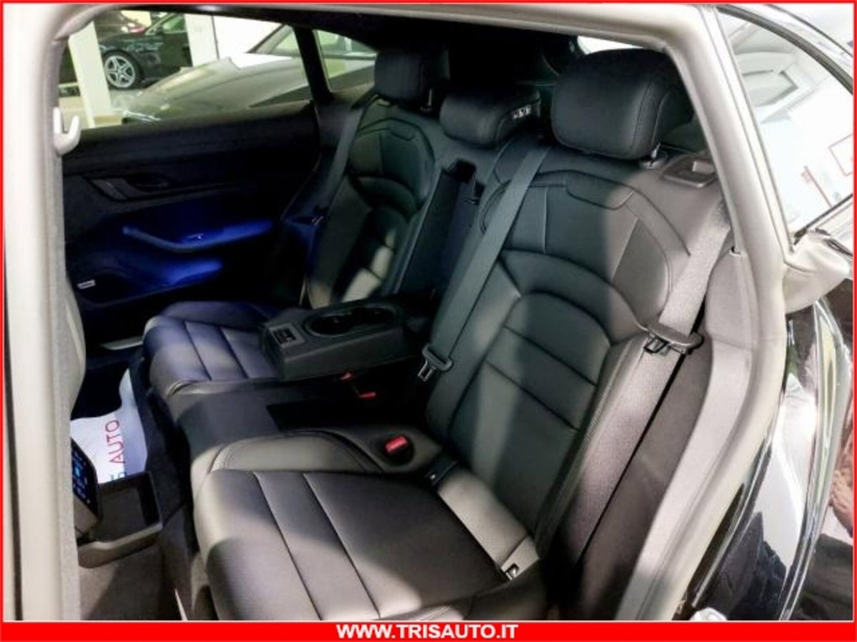 Porsche Taycan Cross Turismo 4S Cross Turismo (10)