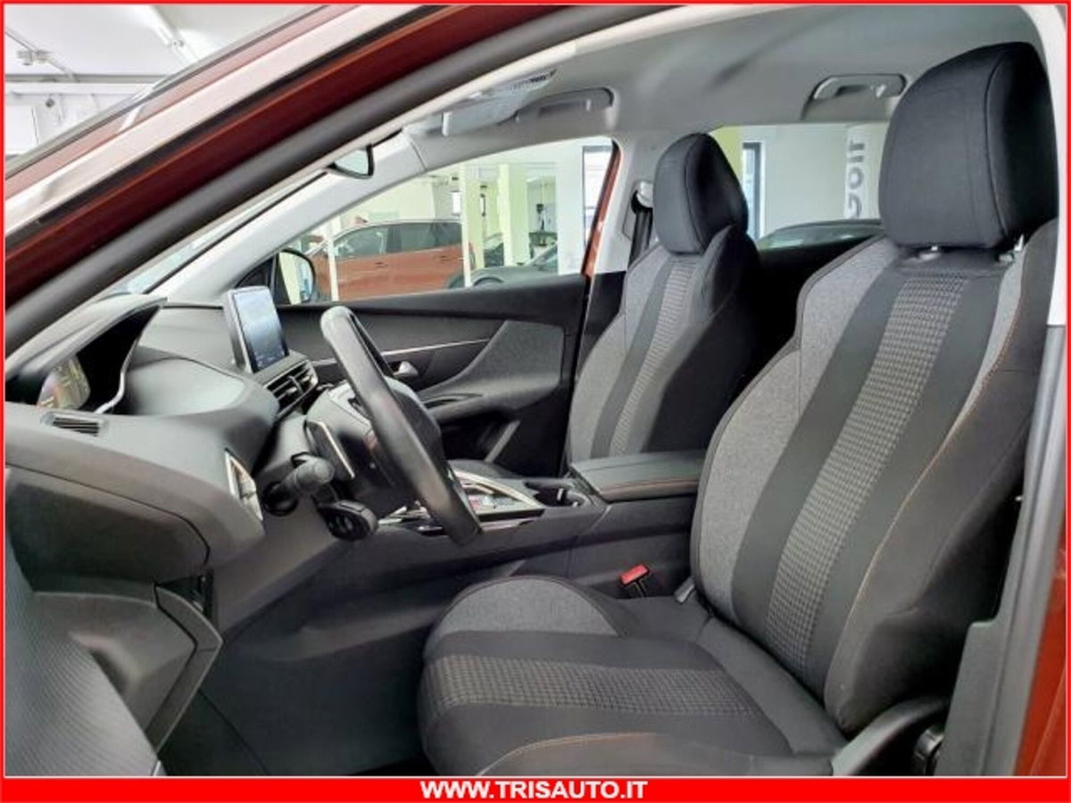 Peugeot 3008 BlueHDi 120 S&S EAT6 Business (9)