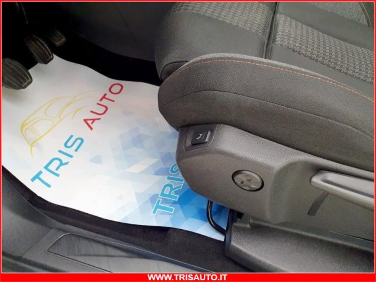 Peugeot 3008 BlueHDi 120 S&S Business (10)
