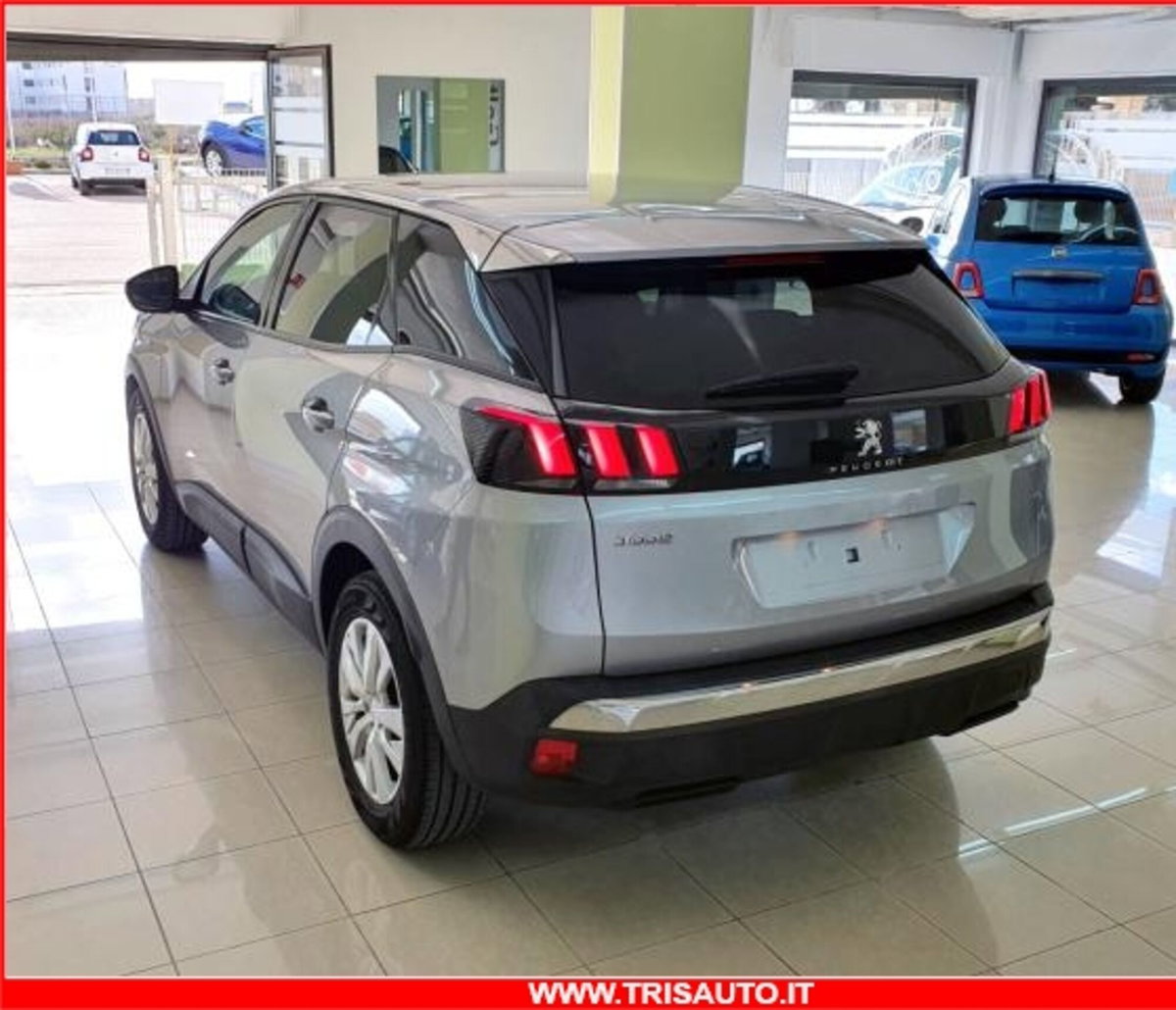Peugeot 3008 BlueHDi 120 S&S Business (2)