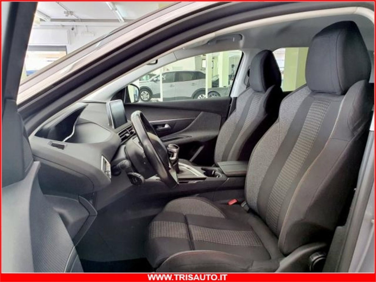 Peugeot 3008 BlueHDi 120 S&S Business (9)