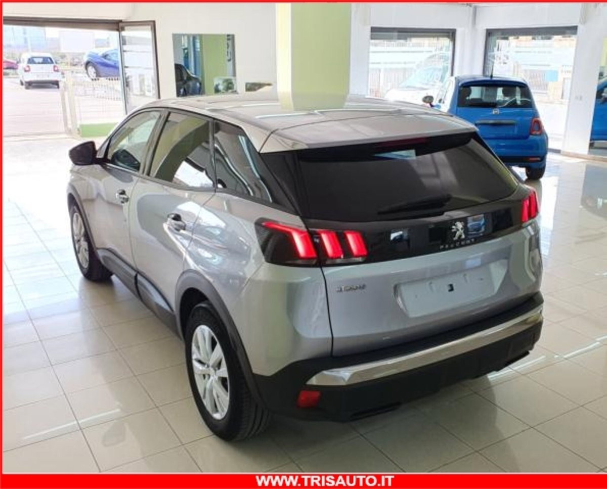 Peugeot 3008 BlueHDi 130 S&S EAT8 Business (2)