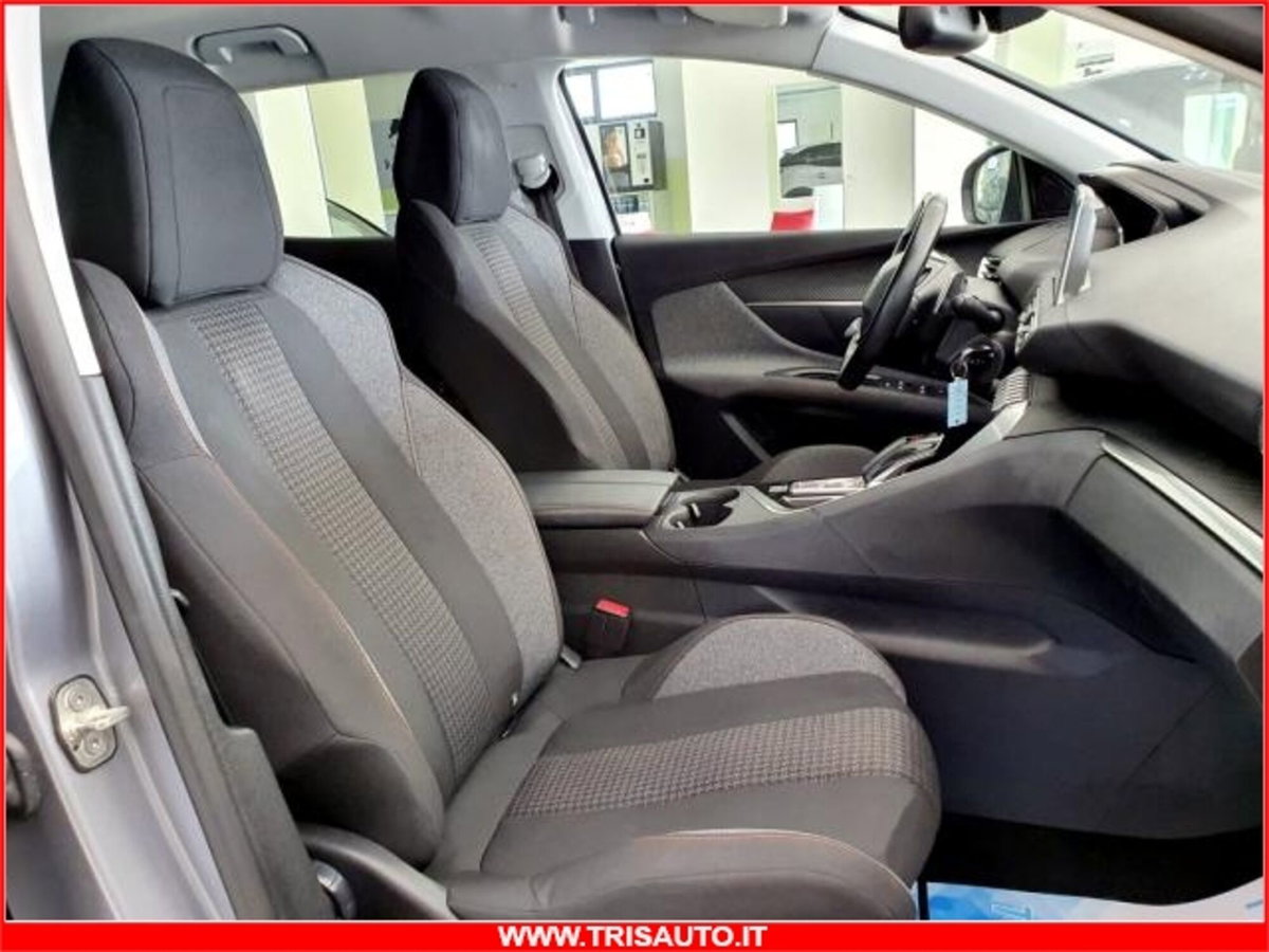 Peugeot 3008 BlueHDi 130 S&S EAT8 Business (8)