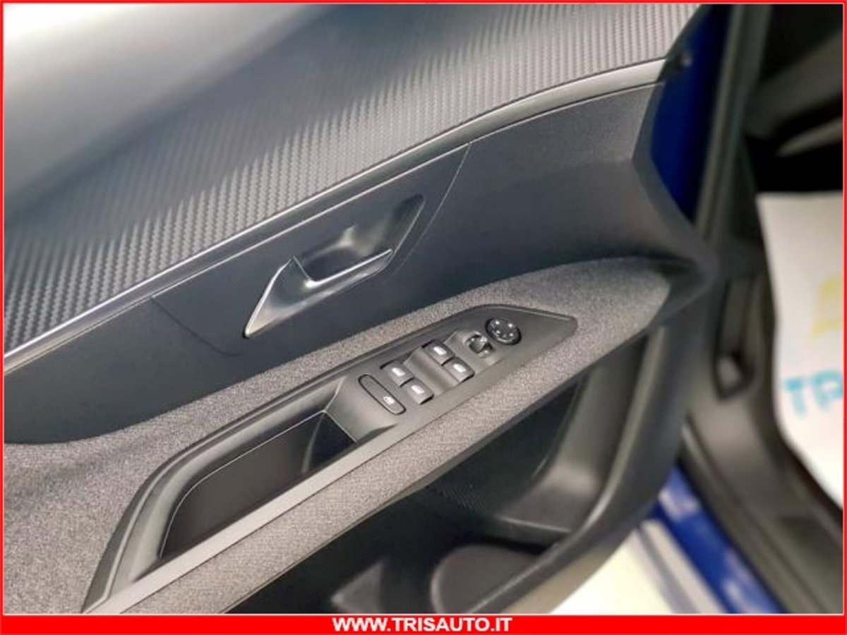 Peugeot 3008 BlueHDi 130 S&S EAT8 Business (12)