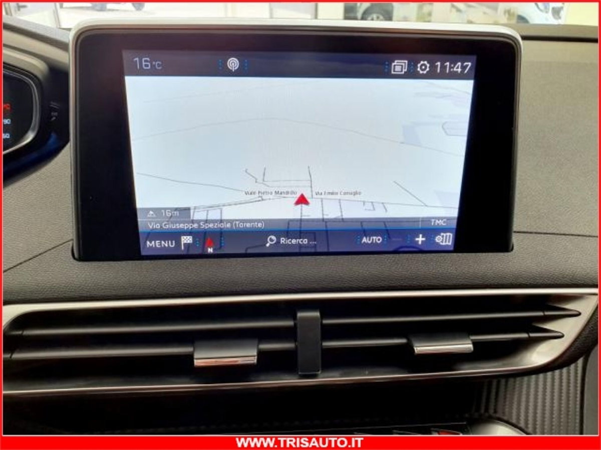 Peugeot 3008 BlueHDi 130 S&S EAT8 Business (16)