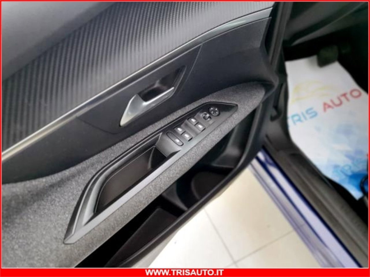 Peugeot 3008 BlueHDi 130 S&S EAT8 Business (13)
