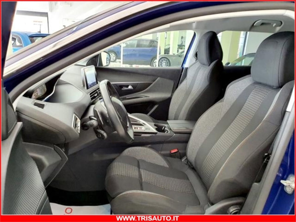 Peugeot 3008 BlueHDi 130 S&S EAT8 Business (9)