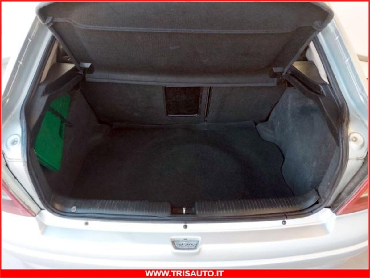 Opel Astra 1.7 16V DTI cat 5 porte Elegance (16)