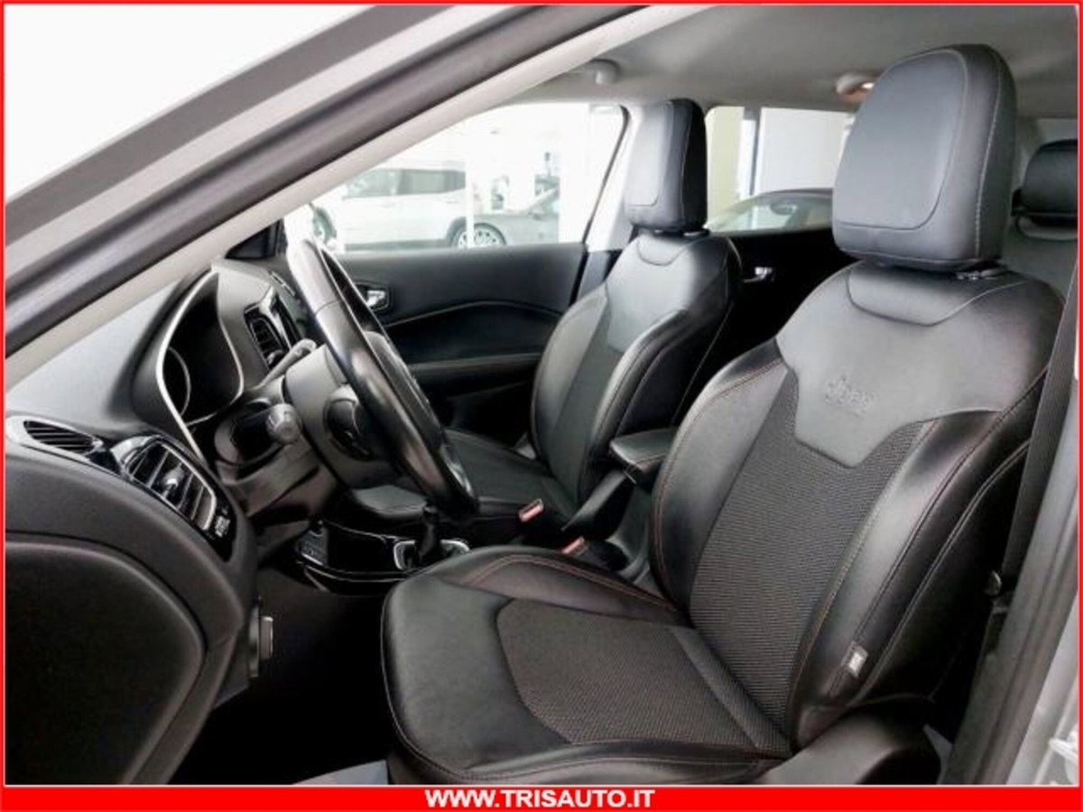 Jeep Compass 1.6 Multijet II 2WD Limited Winter (11)