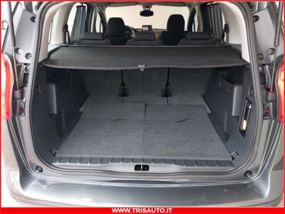 Peugeot 5008 2.0 HDi 150CV Business (20)