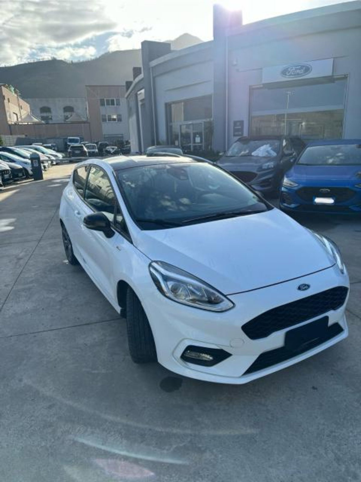 Ford Fiesta 1.5 TDCi 75CV 3 porte ST-Line (4)
