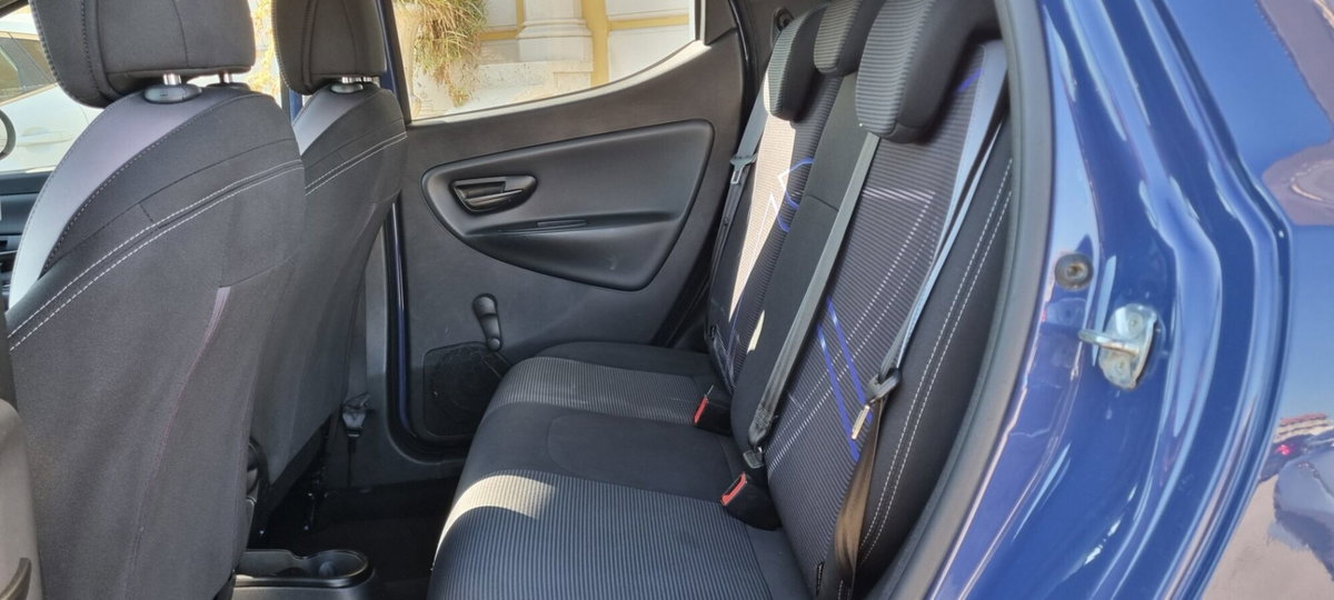 Lancia Ypsilon 1.2 69 CV 5 porte GPL Ecochic Gold (5)