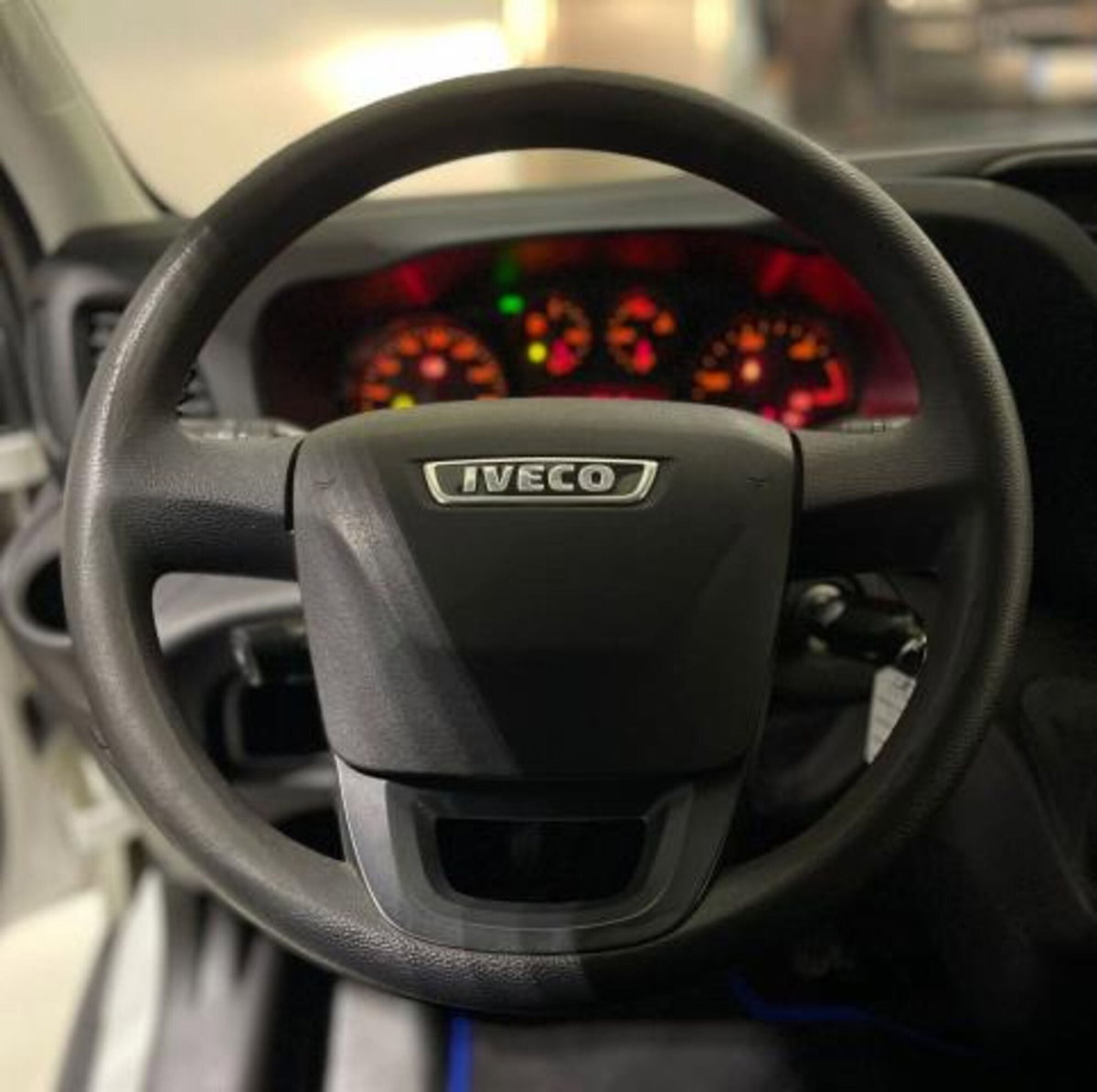 Iveco Daily Telaio 40C12DP/BrT2.3HpiTDI PLM-DC-RG Cab (12)