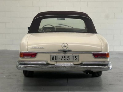Mercedes-Benz Classe E Cabrio 250 Cabrio BlueEFFICIENCY Executive (13)