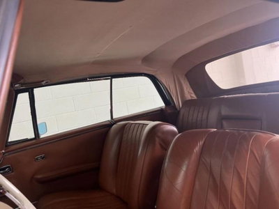 Mercedes-Benz Classe E Cabrio 250 Cabrio BlueEFFICIENCY Executive (8)