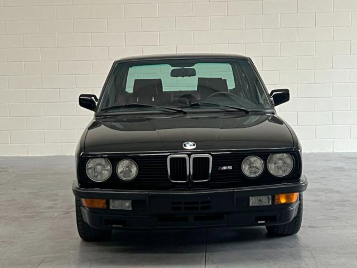 BMW Serie 5 M5 (3)