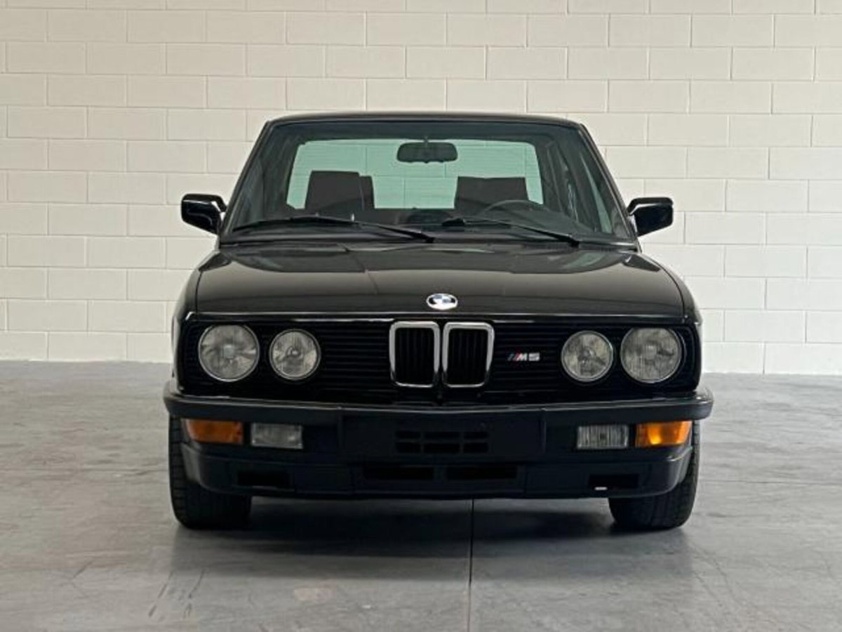 BMW Serie 5 M5 (8)