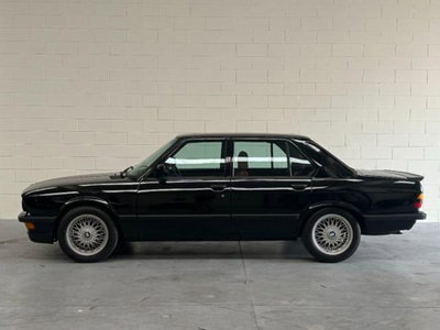 BMW Serie 5 M5 (9)