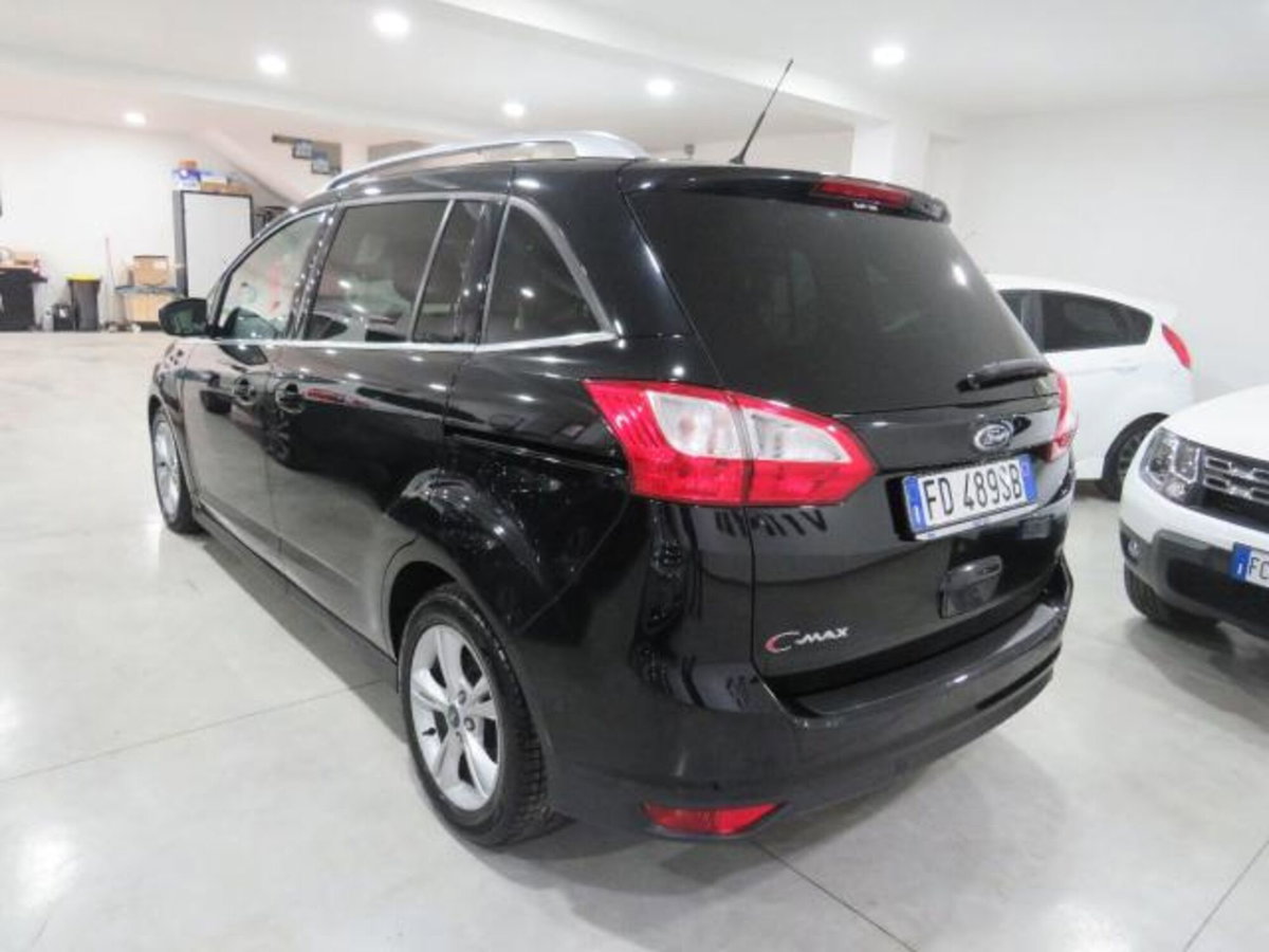 Ford C-Max 1.5 TDCi 120CV Powershift Start&Stop Titanium (7)