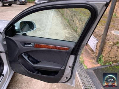 Audi A4 Avant 3.0 V6 TDI F.AP. quattro (9)