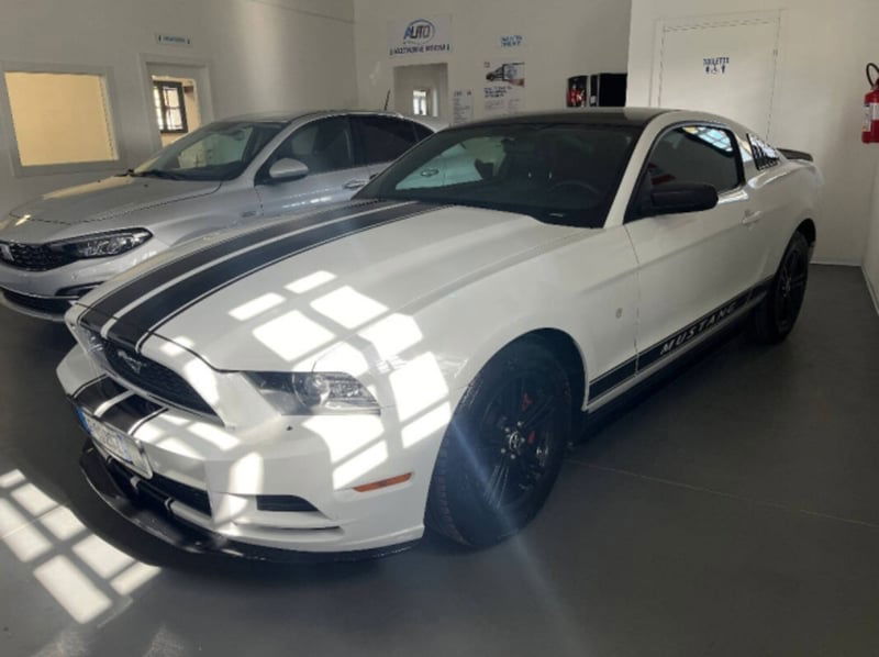 Ford Mustang Coupé Fastback 2.3 EcoBoost