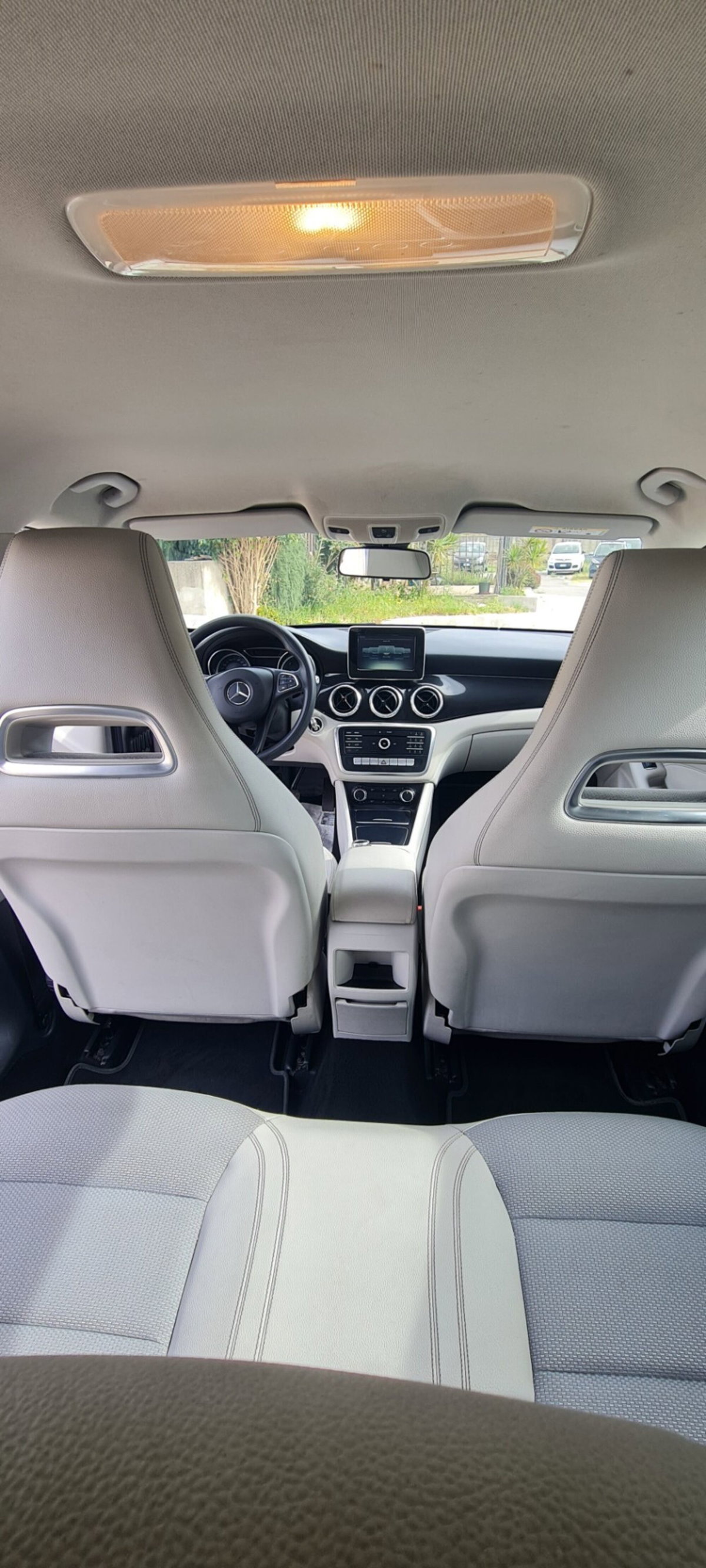 Mercedes-Benz CLA Shooting Brake 180 d Automatic Executive (9)