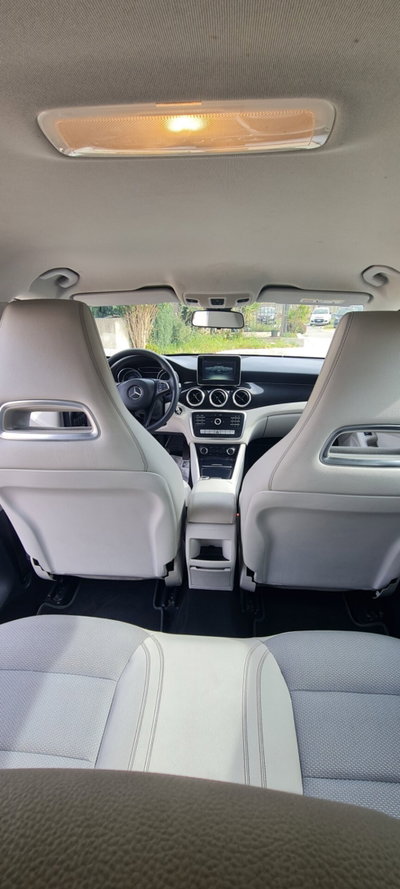 Mercedes-Benz CLA Shooting Brake 180 d Automatic Executive (9)