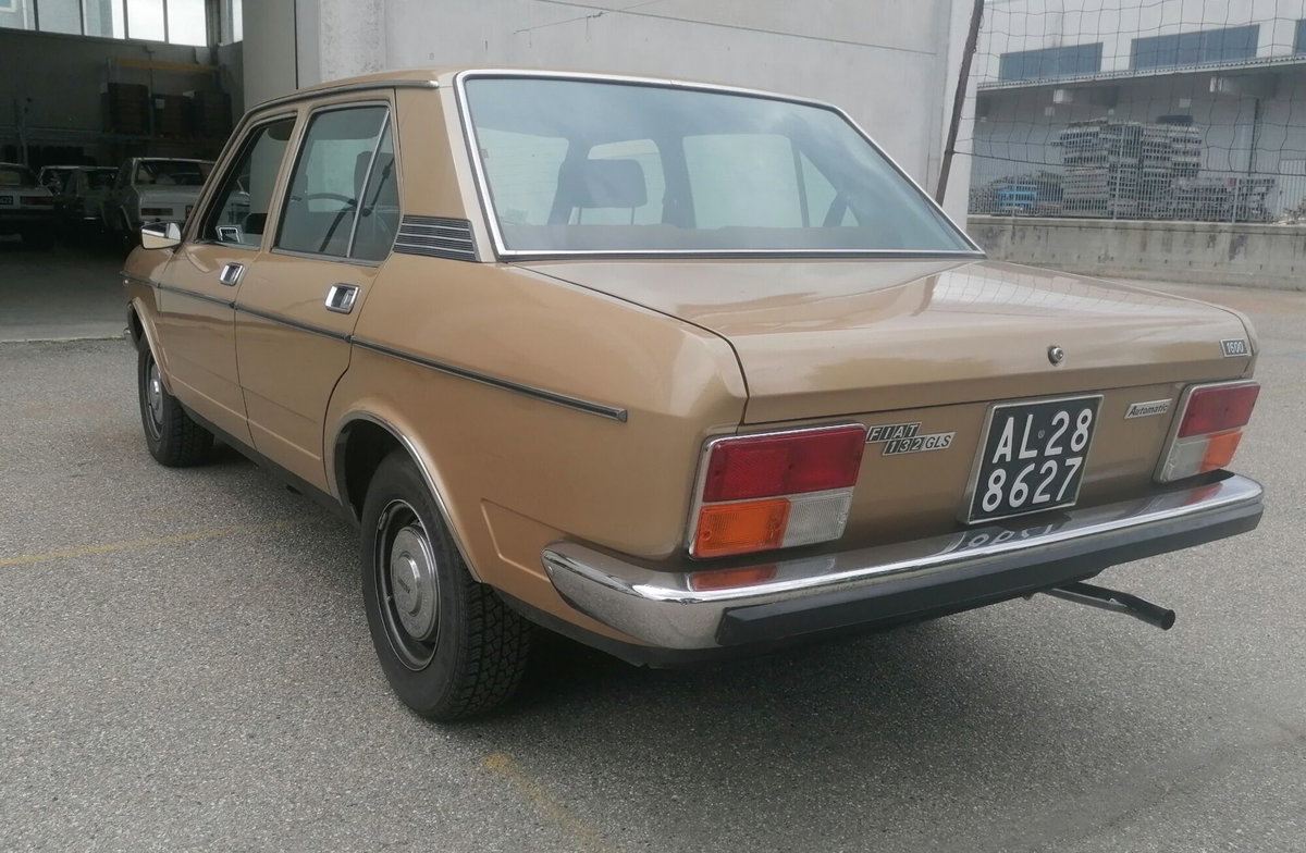 Fiat 132 1.6 (2)