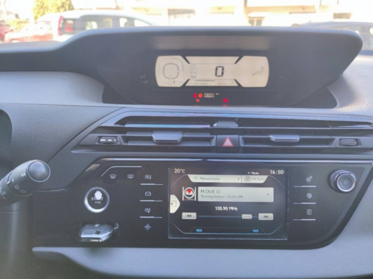 Citroen C4 Picasso 1.6 e-HDi 115 Exclusive (13)