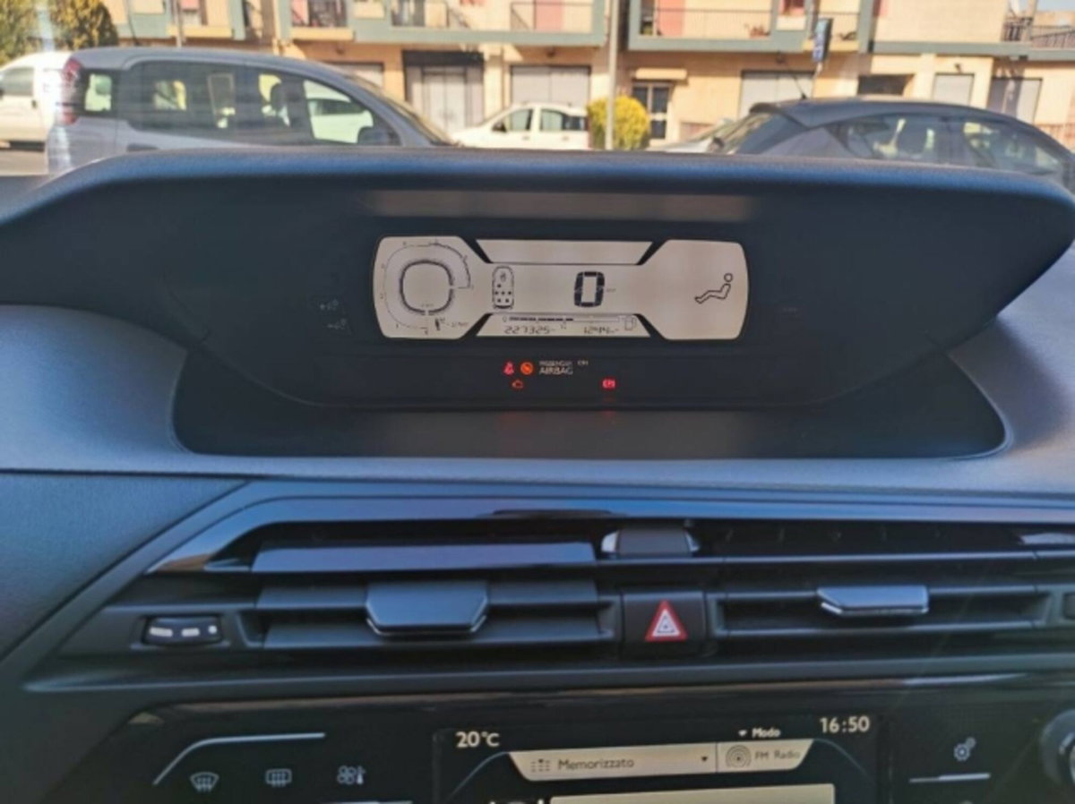 Citroen C4 Picasso 1.6 e-HDi 115 Exclusive (15)