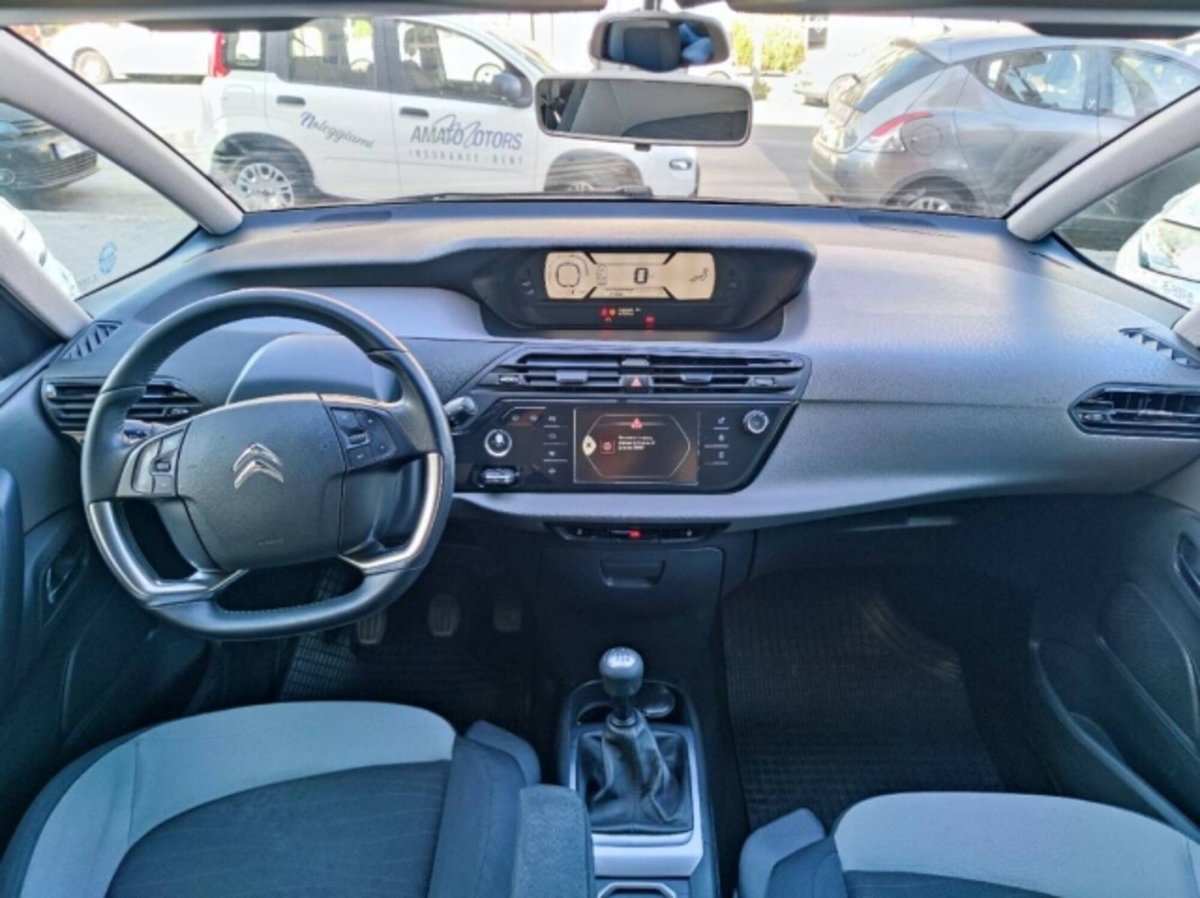 Citroen C4 Picasso 1.6 e-HDi 115 Exclusive (7)