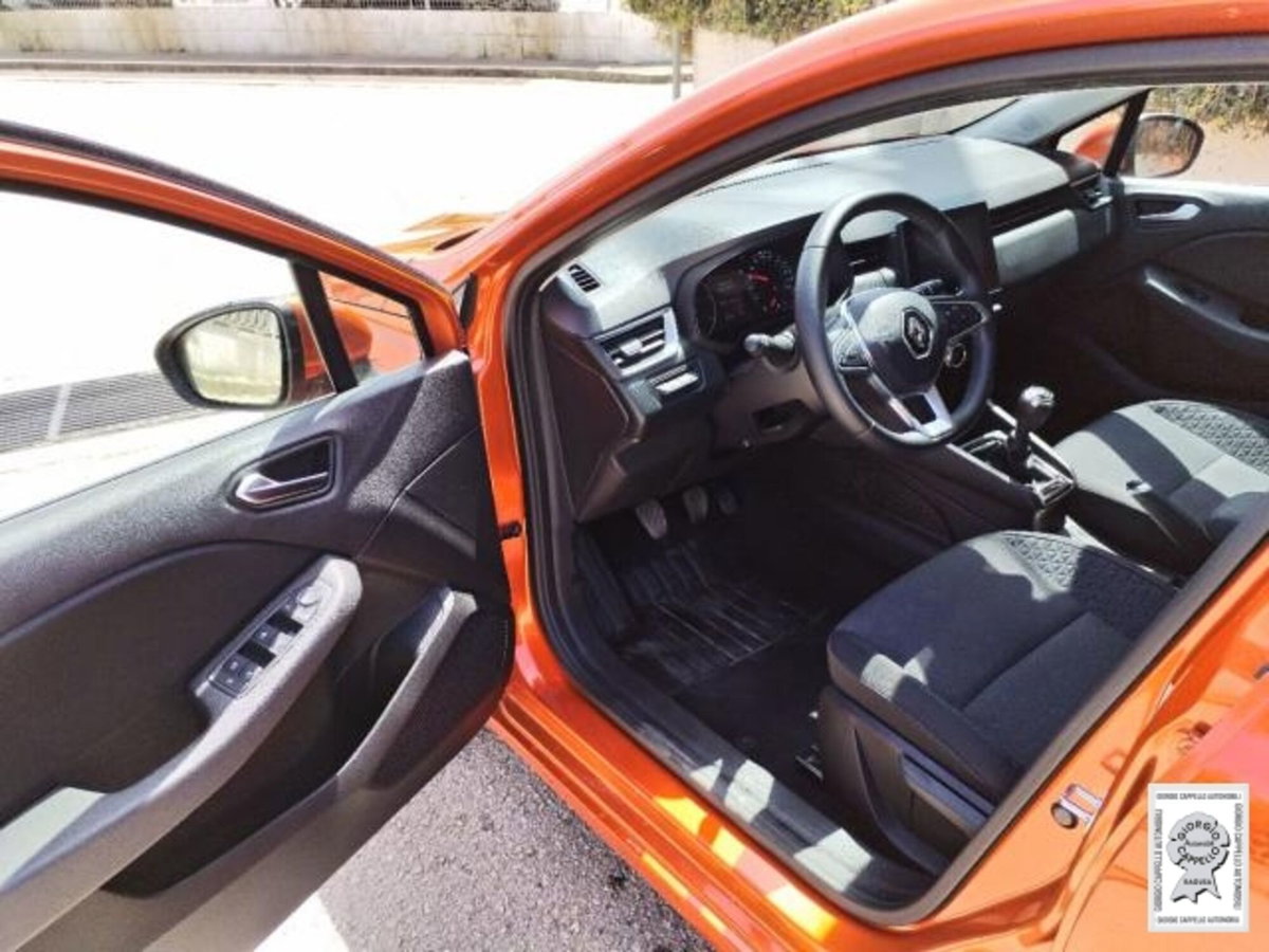 Renault Clio Blue dCi 100 CV 5 porte Business (4)