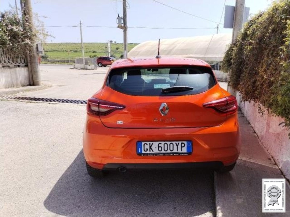 Renault Clio Blue dCi 100 CV 5 porte Business (9)