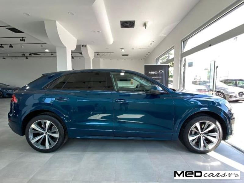 Audi Q8 Q8 55 TFSI quattro tiptronic Sport