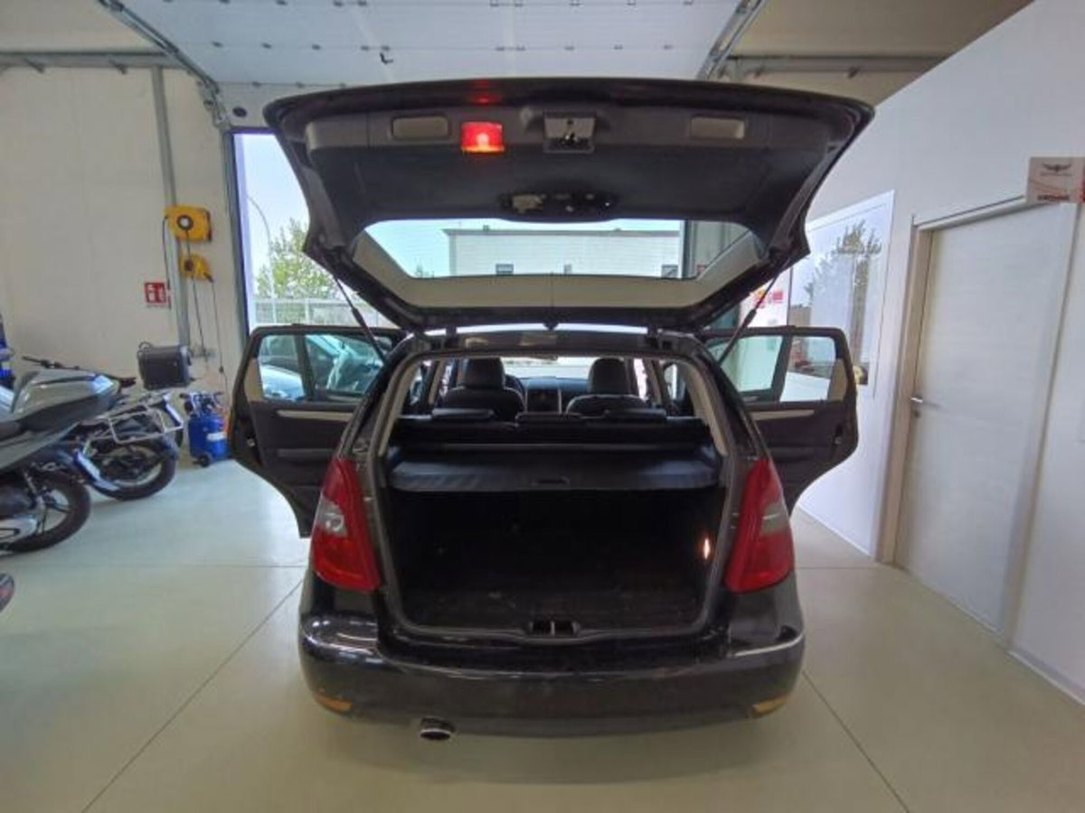 Mercedes-Benz Classe A 180 CDI Elegance (18)