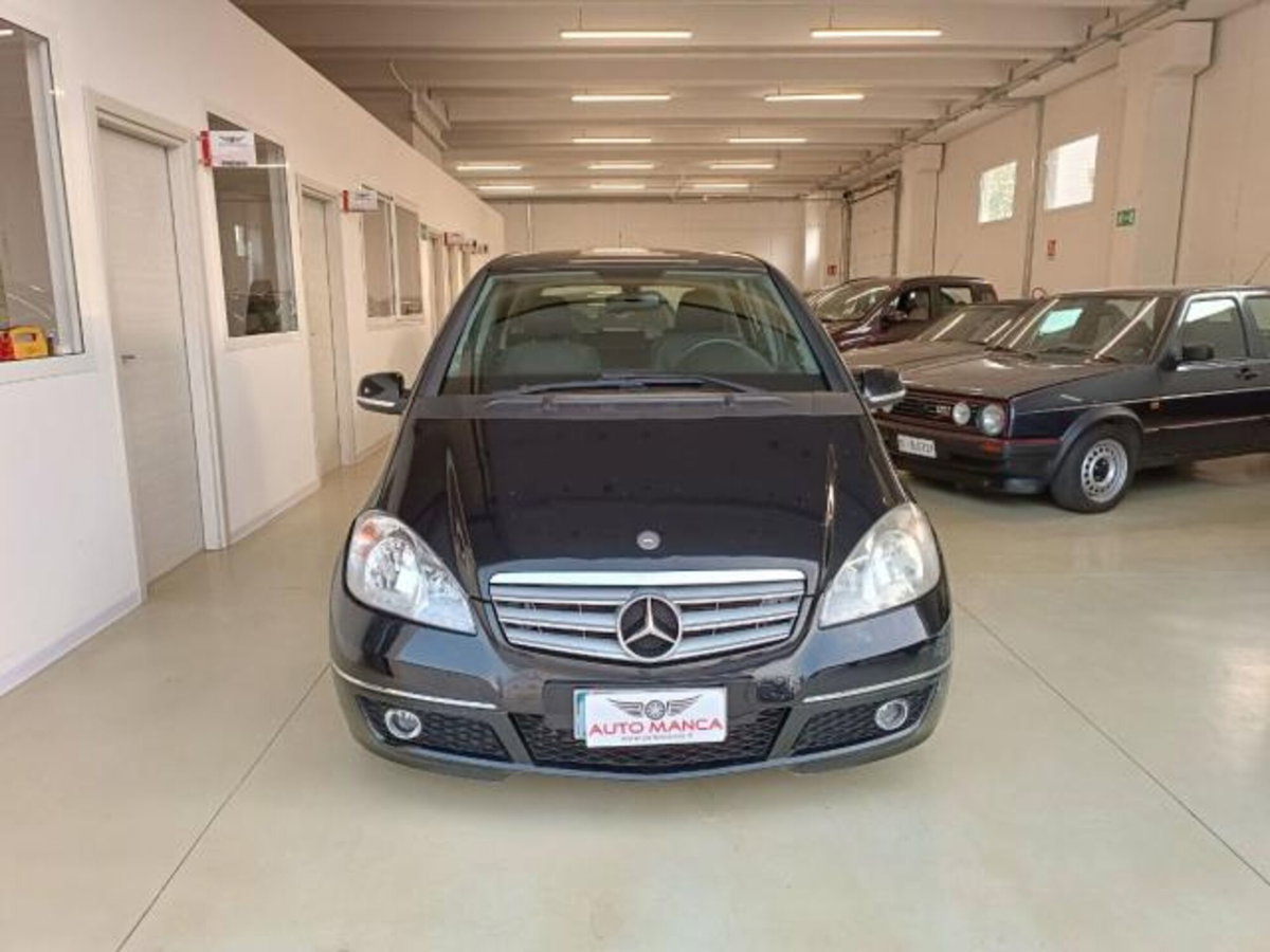 Mercedes-Benz Classe A 180 CDI Elegance (2)