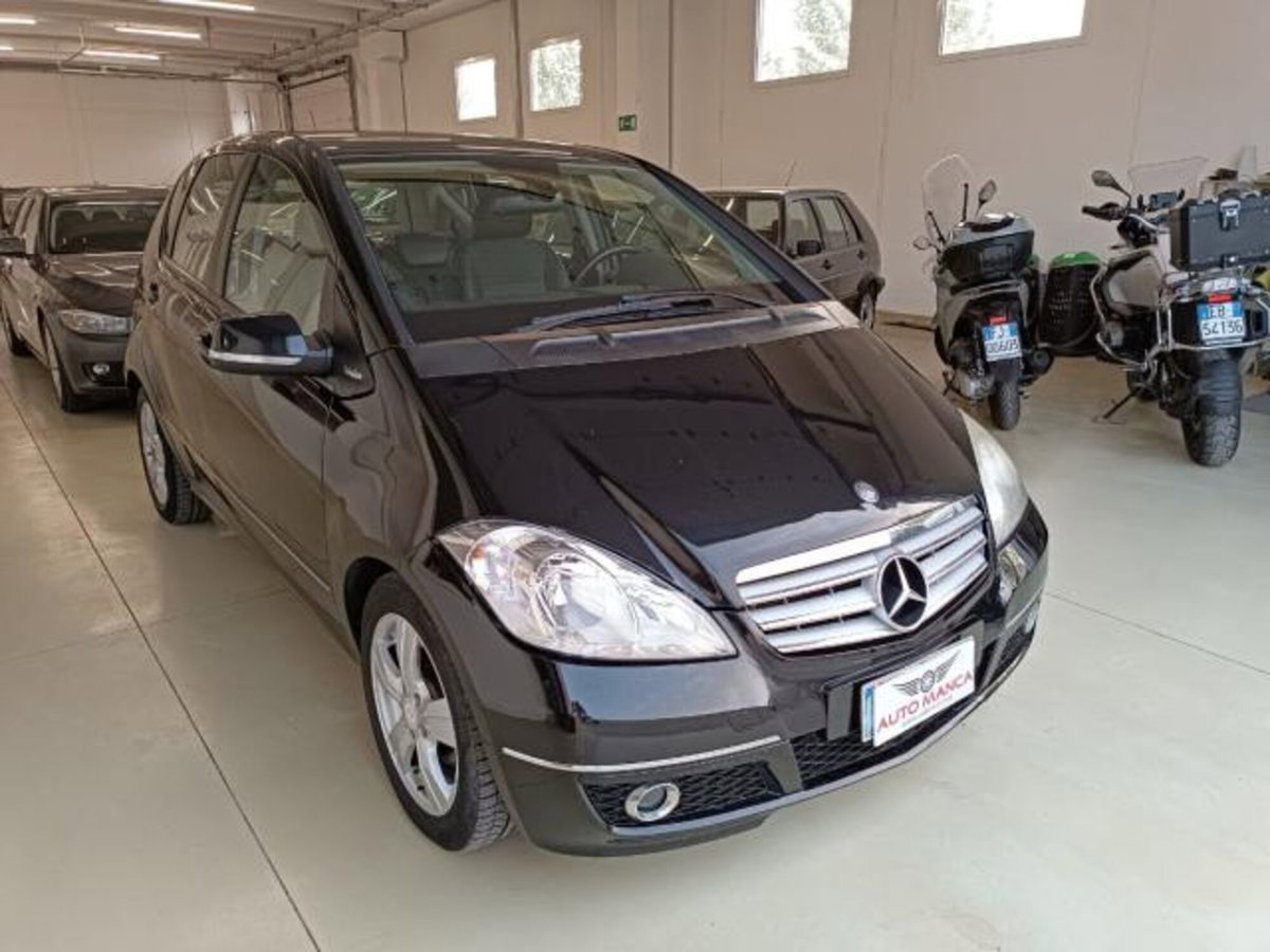 Mercedes-Benz Classe A 180 CDI Elegance (3)
