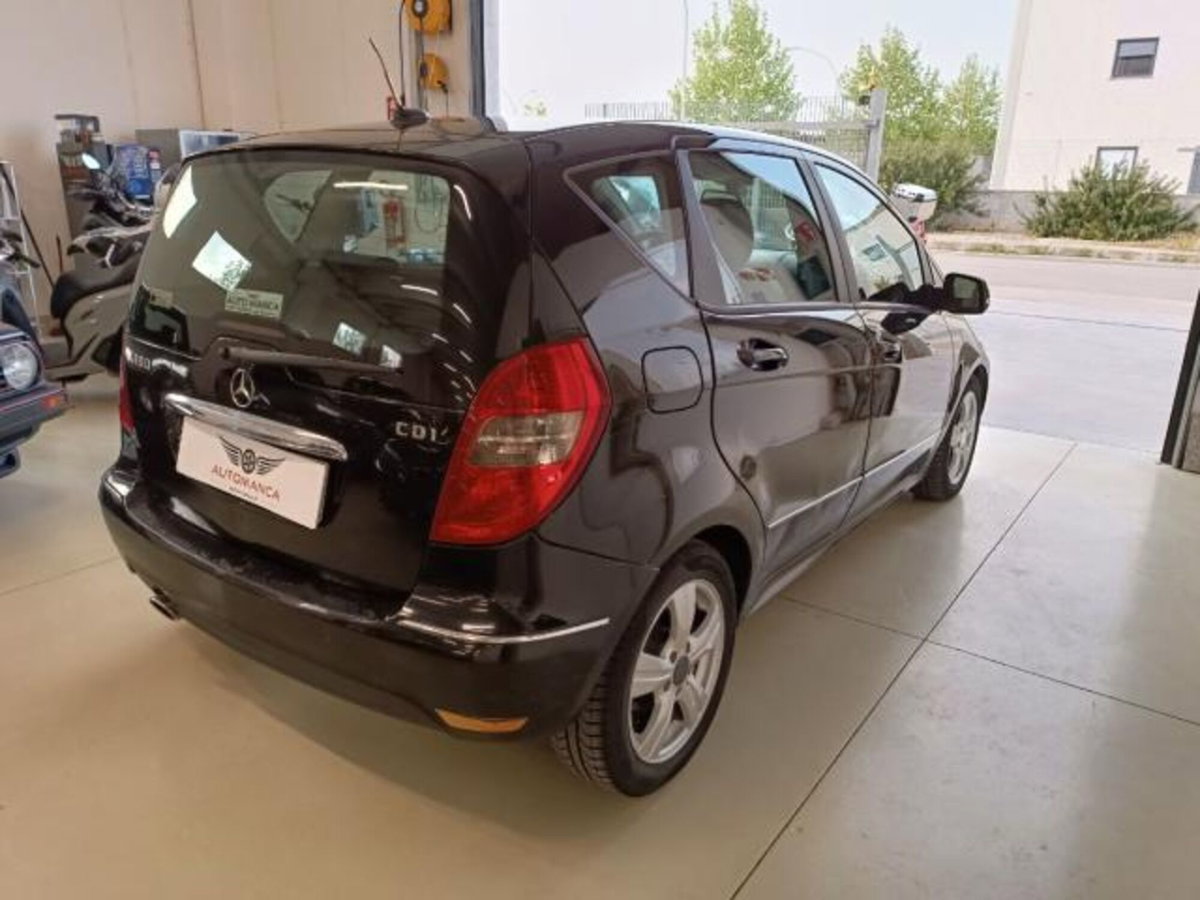 Mercedes-Benz Classe A 180 CDI Elegance (6)