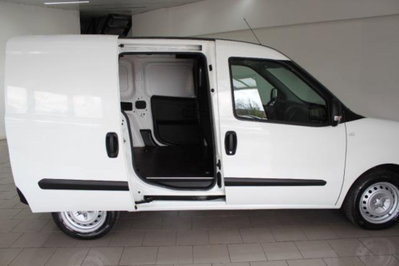 Opel Combo 1.6 CDTI 105CV PC-TN Van Blitz (1000kg) E6 (9)