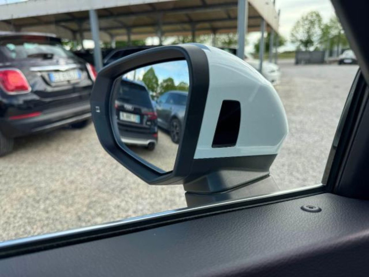 Audi Q3 Sportback 35 TDI quattro S tronic S line edition (14)