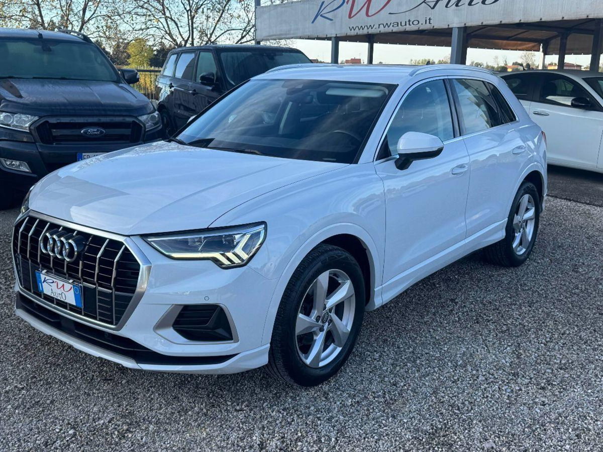Audi Q3 Sportback 35 TDI quattro S tronic S line edition (2)