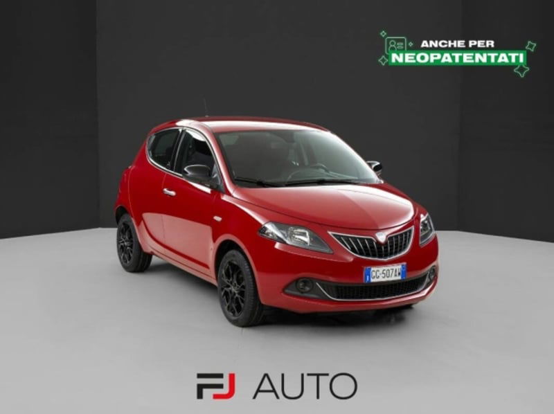 Lancia Ypsilon 1.0 FireFly 5 porte S&S Hybrid Gold Plus