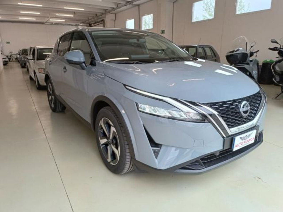 Nissan Qashqai 1.3 DIG-T 160 CV DCT Business (3)